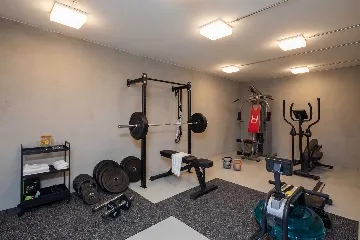 Villa with Pool and 5 Bedrooms in Jezera