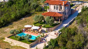 Bilice Villa with Pool for 9 near Šibenik