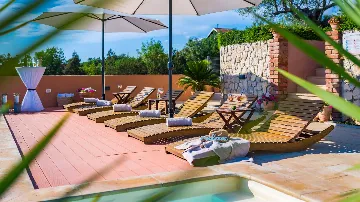 Bilice Villa with Pool for 9 near Šibenik