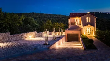 Bilice Villa with Pool for 9 near Šibenik