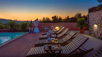 Bilice Villa with Pool for 9 near Šibenik