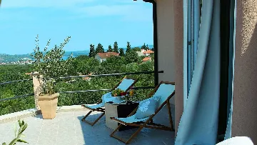 Bilice Villa with Pool for 9 near Šibenik