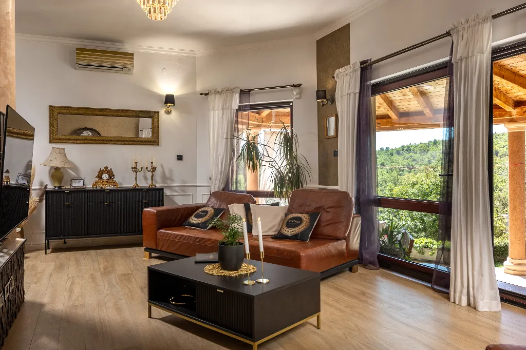 Bilice Villa with Pool for 9 near Šibenik