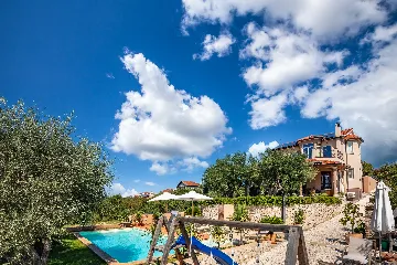 Bilice Villa with Pool for 9 near Šibenik