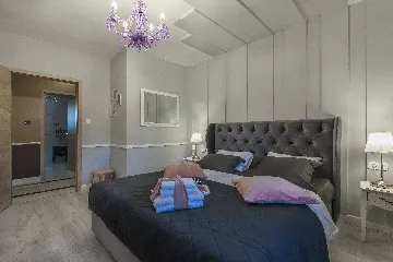 Bilice Villa with Pool for 9 near Šibenik