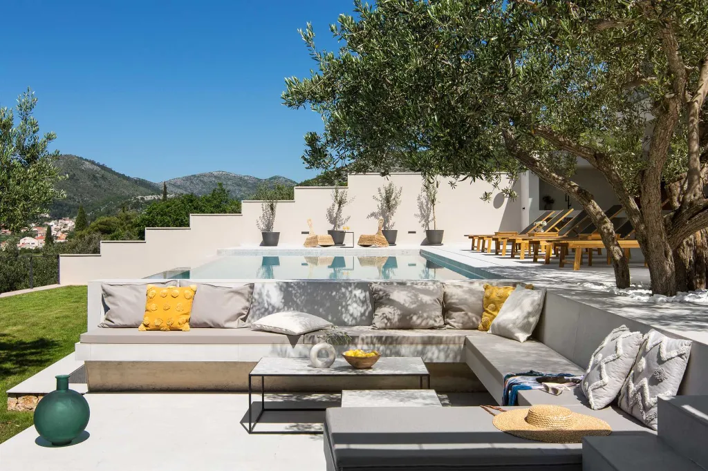 Modern Sea View Villa with Infinity Pool, Dubrovnik