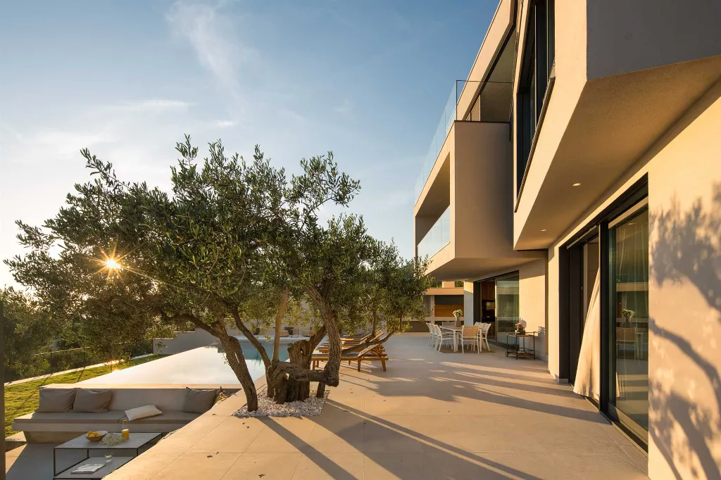 Modern Sea View Villa with Infinity Pool, Dubrovnik
