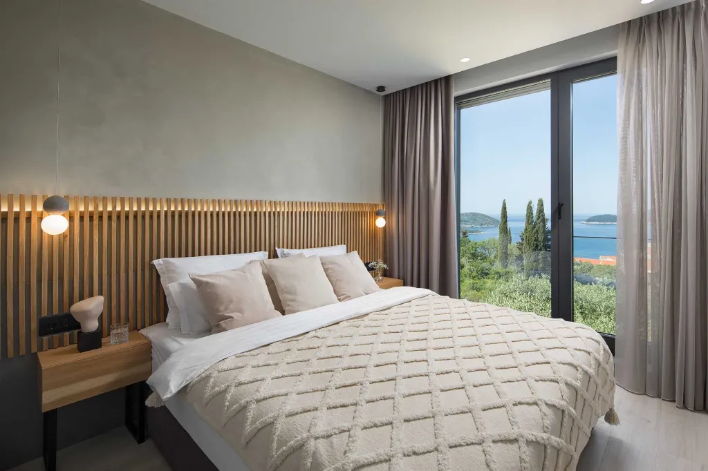 Modern Sea View Villa with Infinity Pool, Dubrovnik