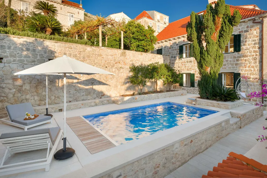Elegant 4-Bedroom Villa with Pool in Dubrovnik