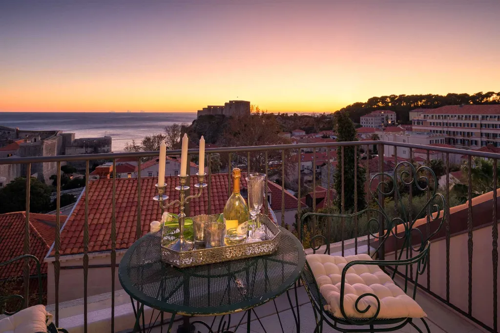 Elegant 4-Bedroom Villa with Pool in Dubrovnik