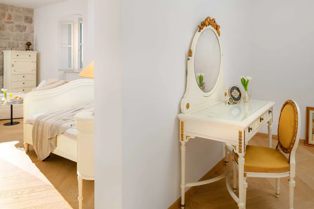 Elegant 4-Bedroom Villa with Pool in Dubrovnik