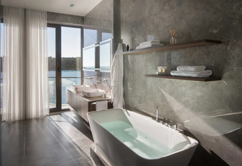 Seaside Villa Retreat with Pool in Dubrovnik
