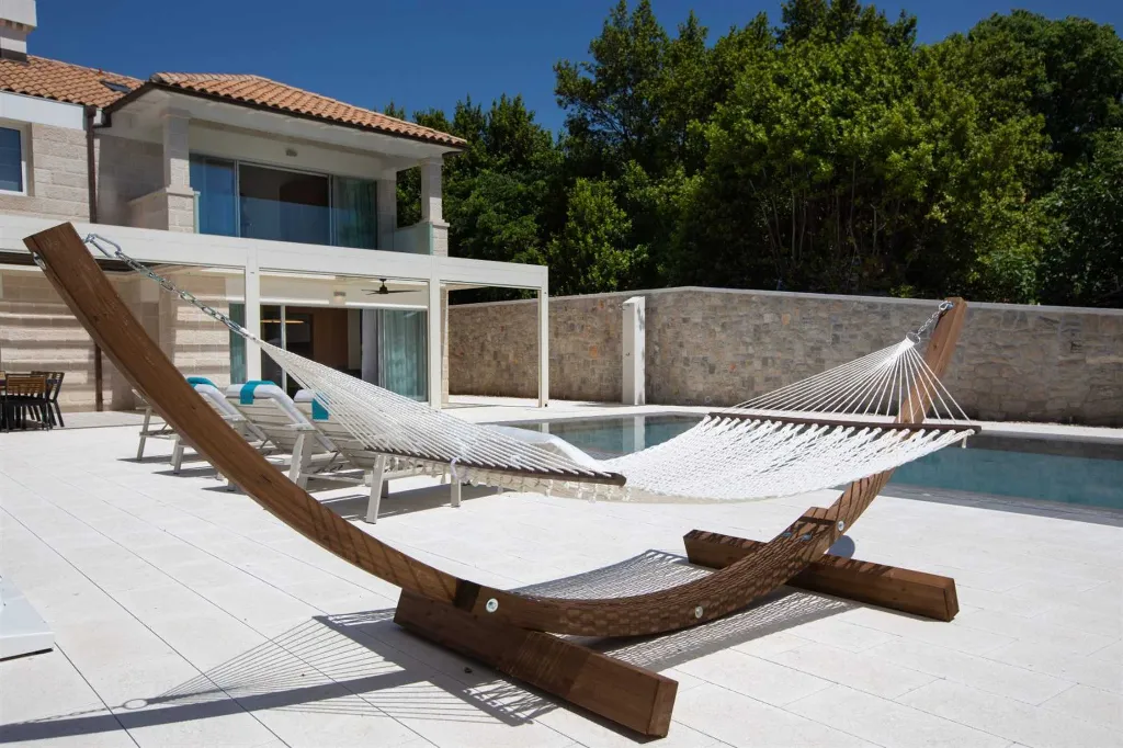 Contemporary Villa With Pool in Dubrovnik