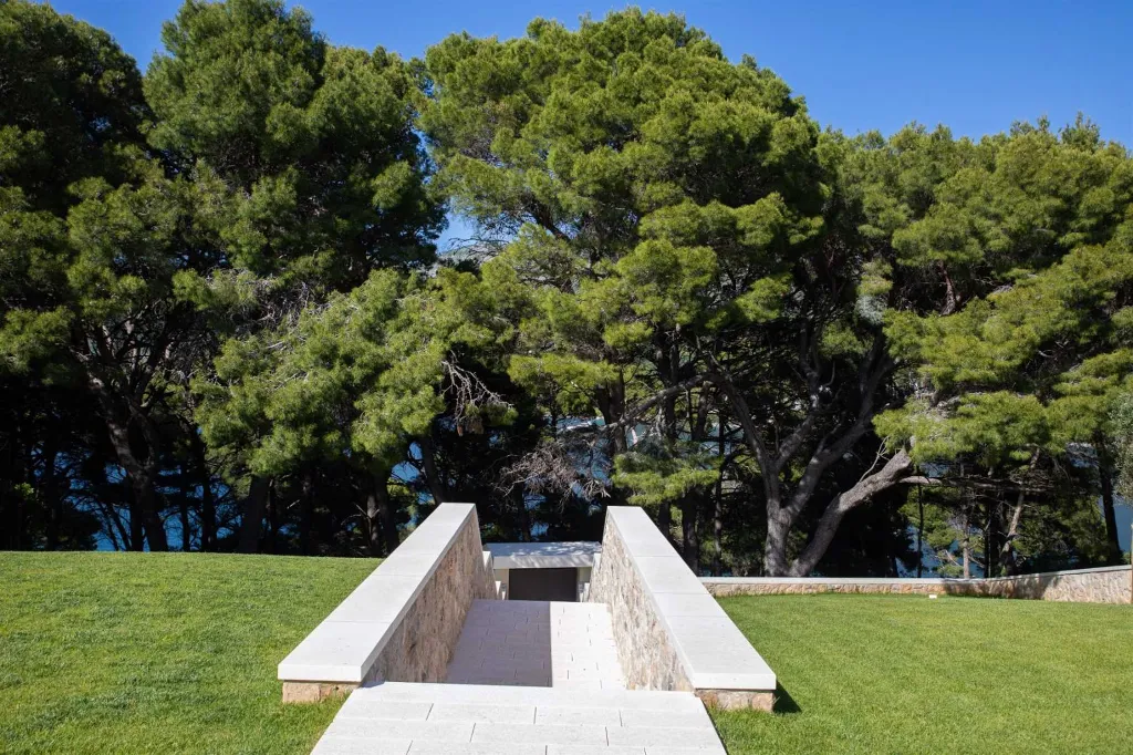 Contemporary Villa With Pool in Dubrovnik