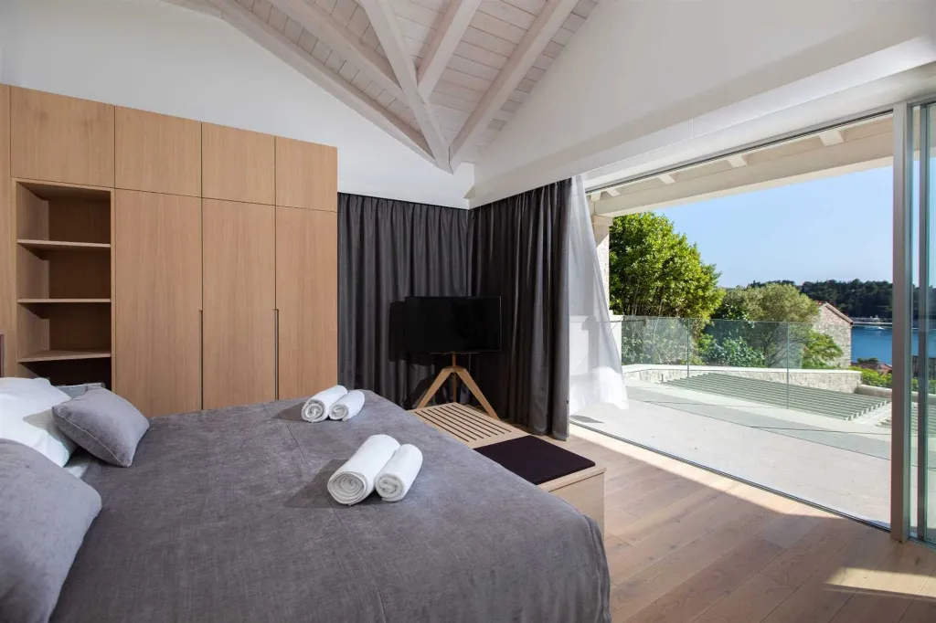 Contemporary Villa With Pool in Dubrovnik