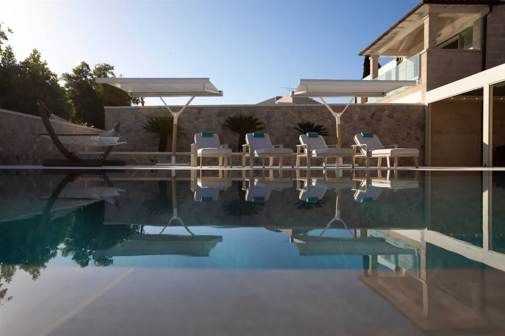 Contemporary Villa With Pool in Dubrovnik