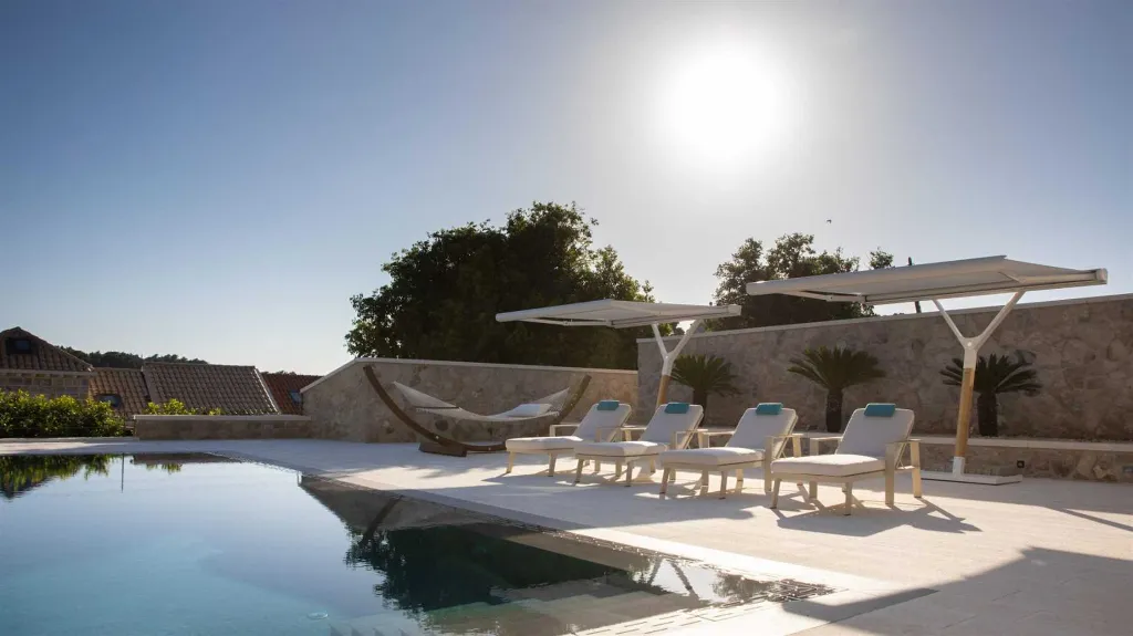 Contemporary Villa With Pool in Dubrovnik