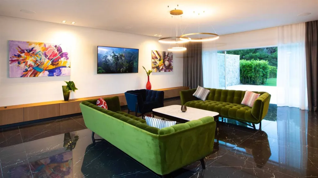 Contemporary Villa With Pool in Dubrovnik