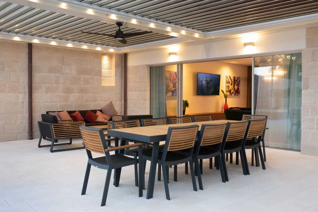 Contemporary Villa With Pool in Dubrovnik