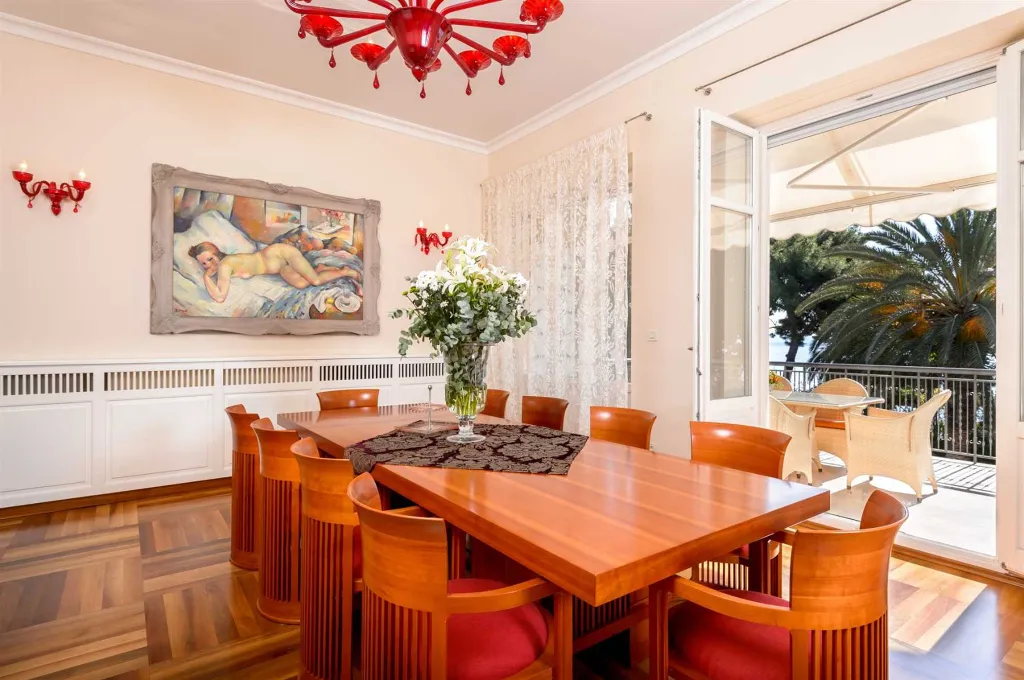 Classic Heritage Villa with Pool in Split