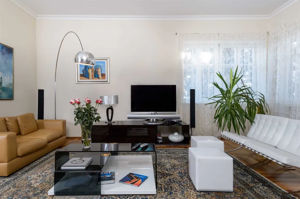 Classic Heritage Villa with Pool in Split