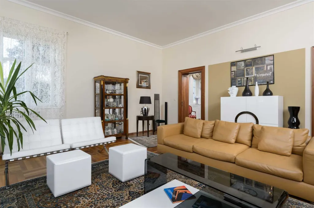 Classic Heritage Villa with Pool in Split