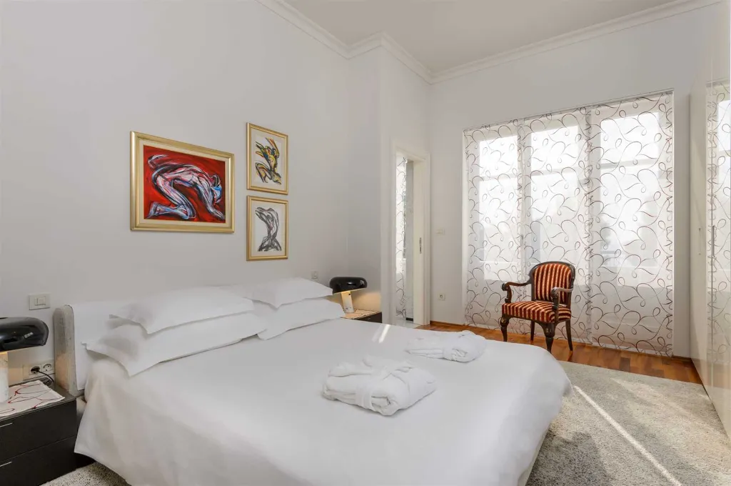 Classic Heritage Villa with Pool in Split