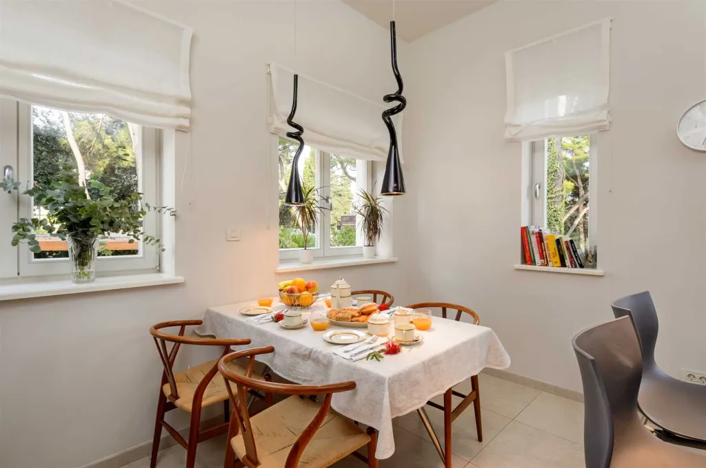 Classic Heritage Villa with Pool in Split