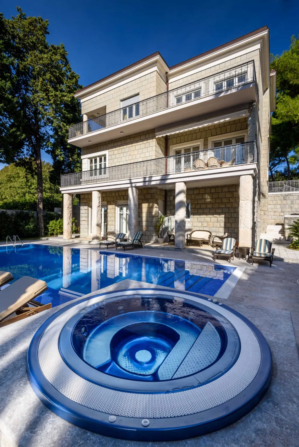 Classic Heritage Villa with Pool in Split