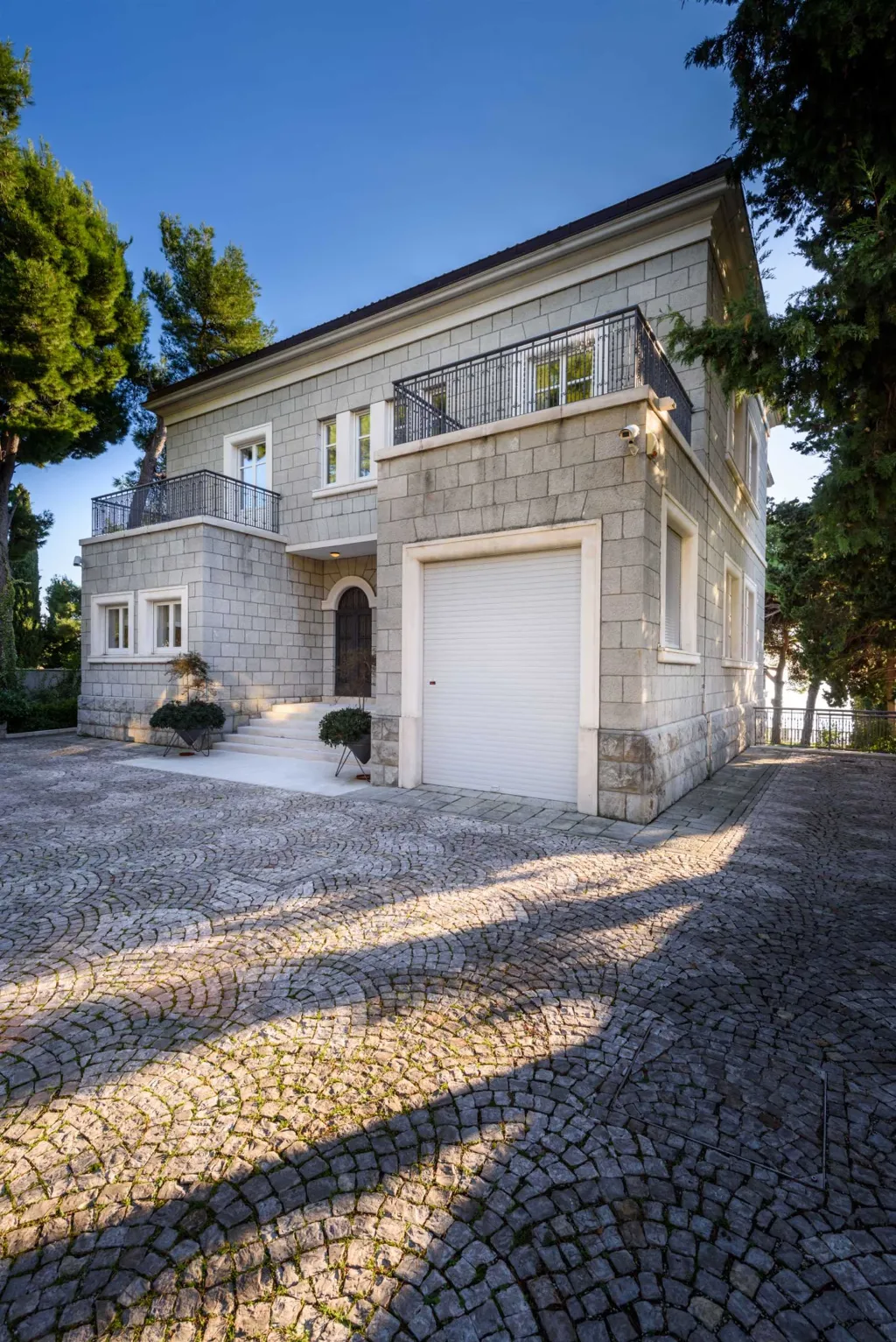 Classic Heritage Villa with Pool in Split