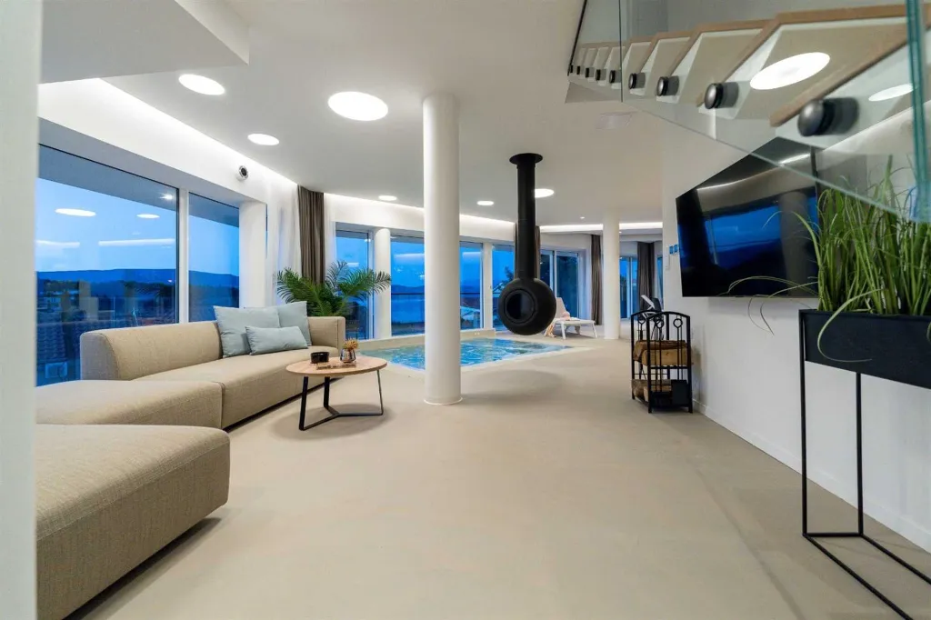 Modern Seaside Villa with Heated Pool in Hvar