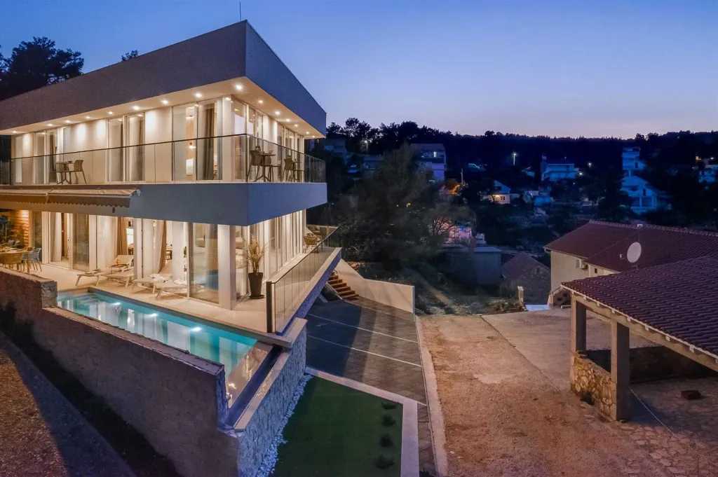 Modern Seaside Villa with Heated Pool in Hvar
