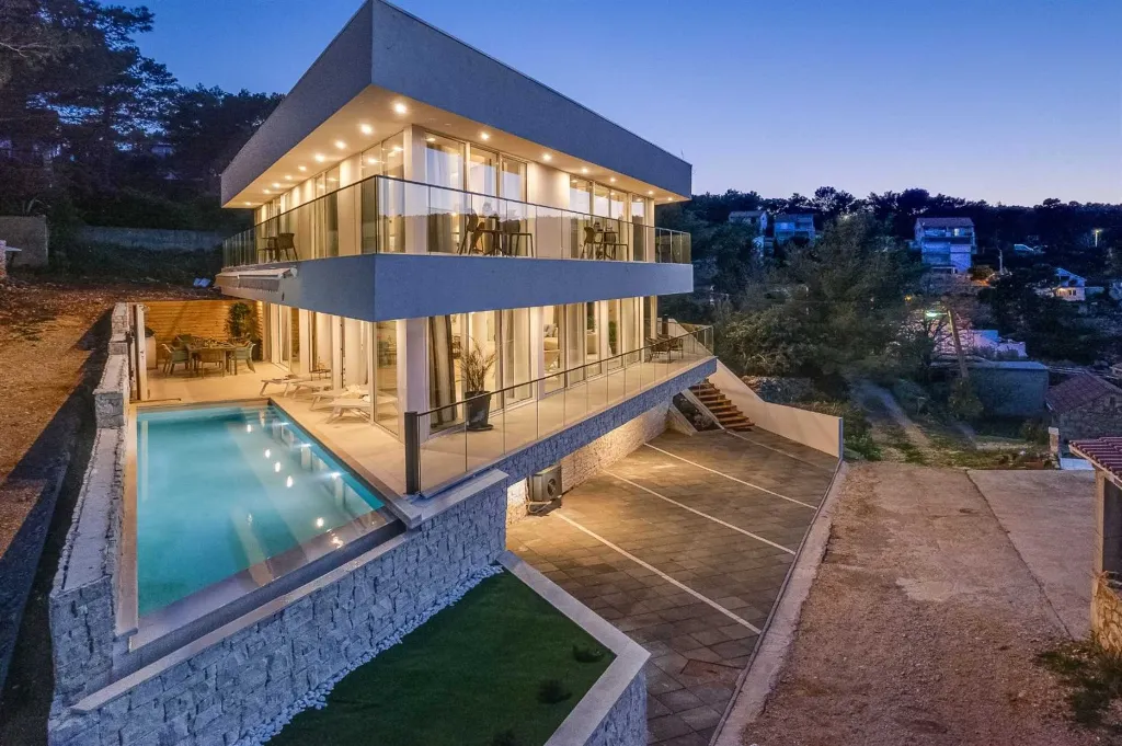 Modern Seaside Villa with Heated Pool in Hvar