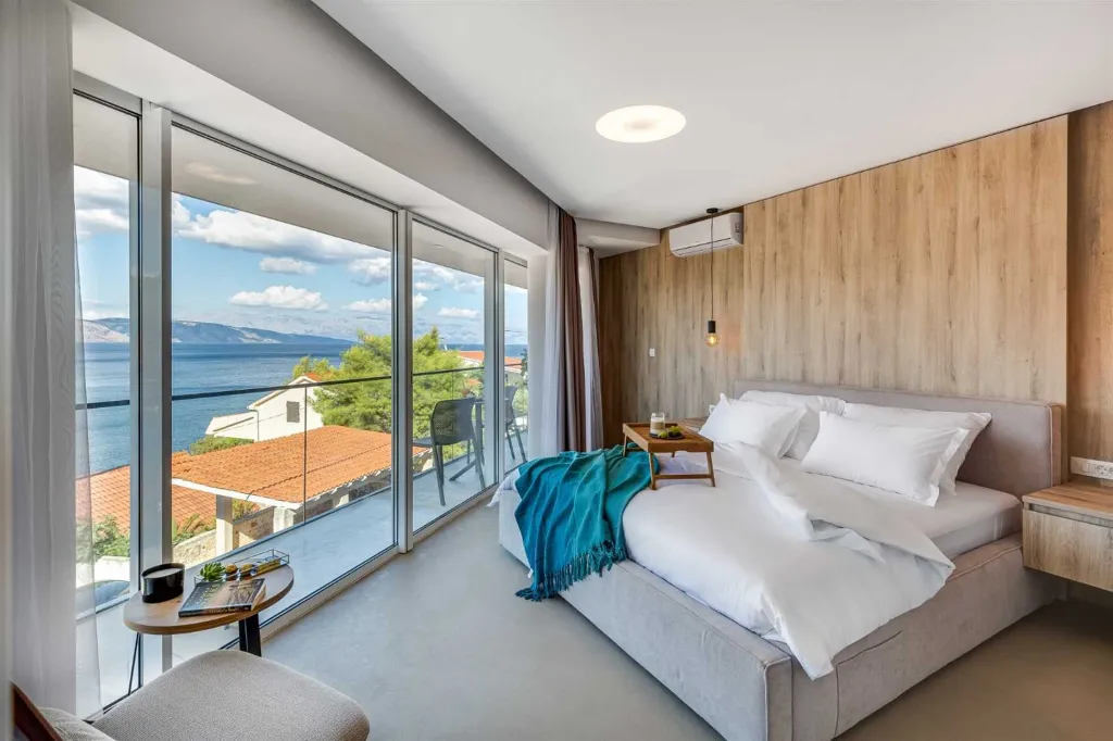 Modern Seaside Villa with Heated Pool in Hvar