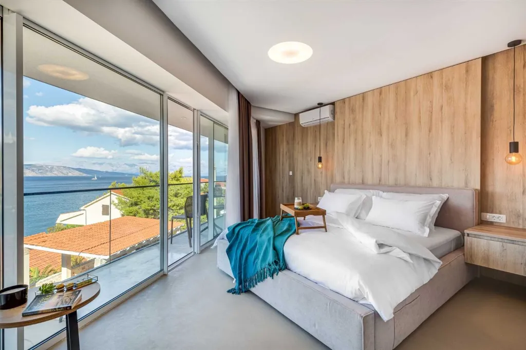 Modern Seaside Villa with Heated Pool in Hvar