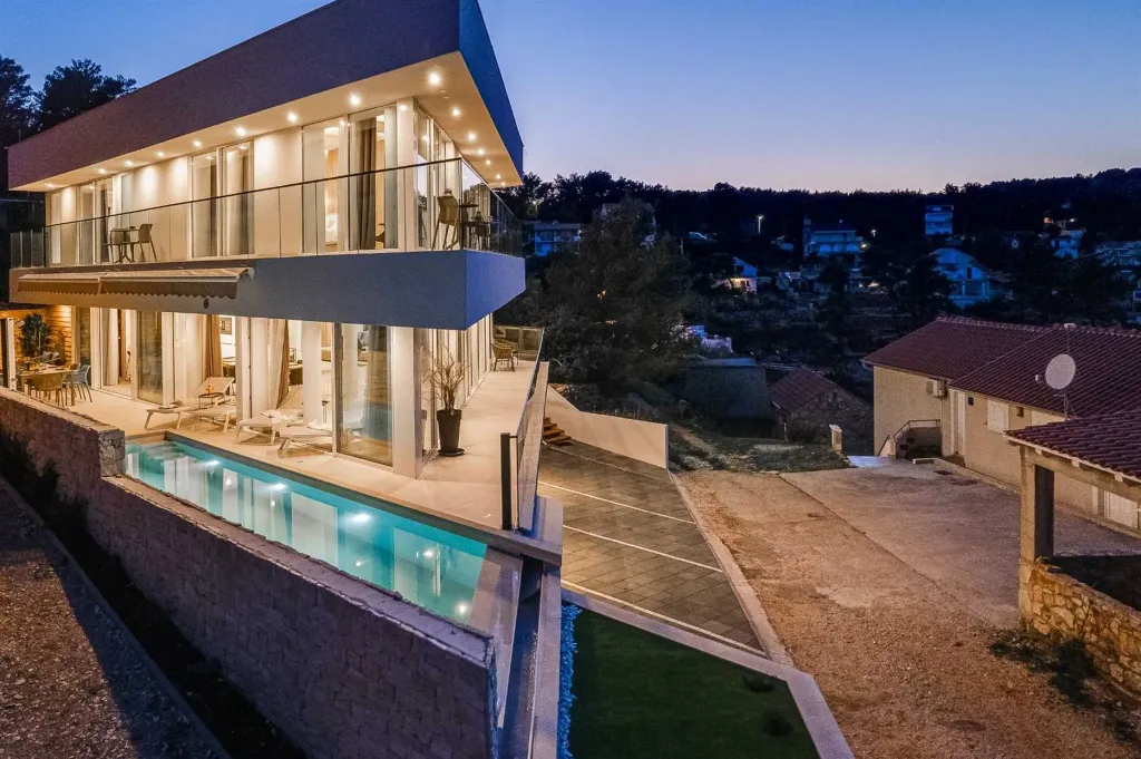 Modern Seaside Villa with Heated Pool in Hvar