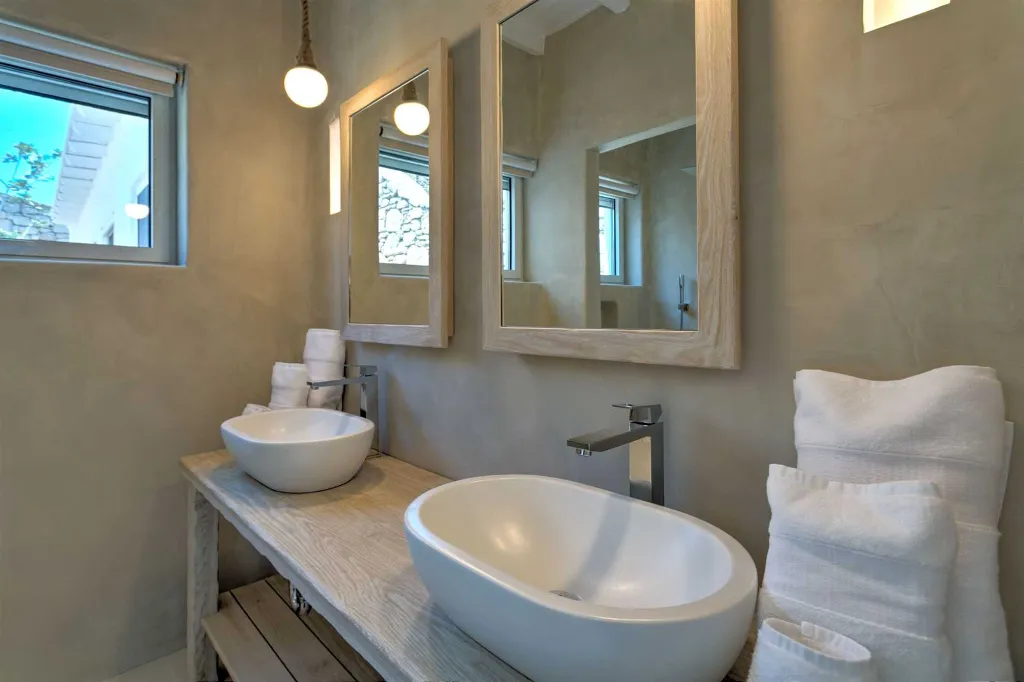 Seaside Six-Bedroom Villa with Private Pool, Mykonos
