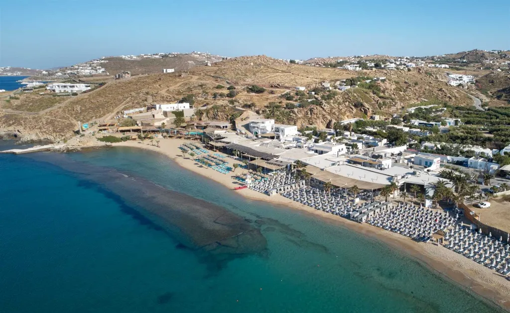 Seafront Villa with Pool and 8 Bedrooms in Mykonos