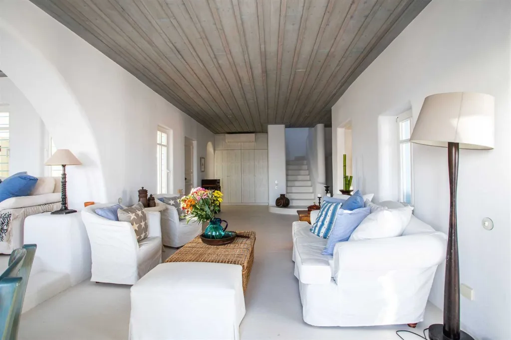 Seaview Infinity Villa with Pool in Mykonos