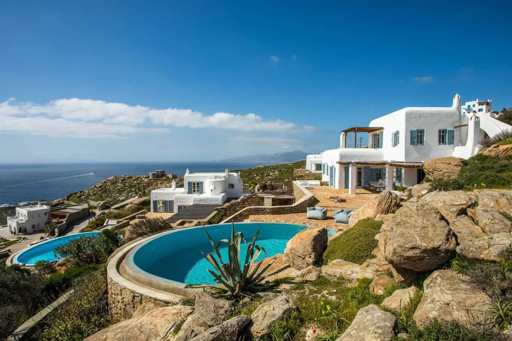 Seaview Infinity Villa with Pool in Mykonos