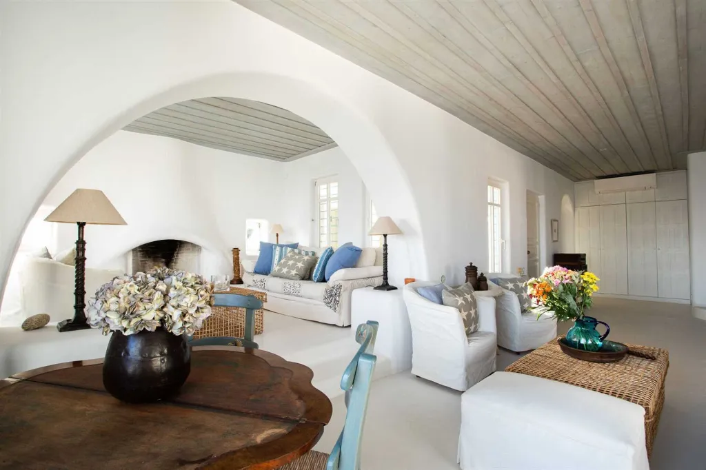 Seaview Infinity Villa with Pool in Mykonos