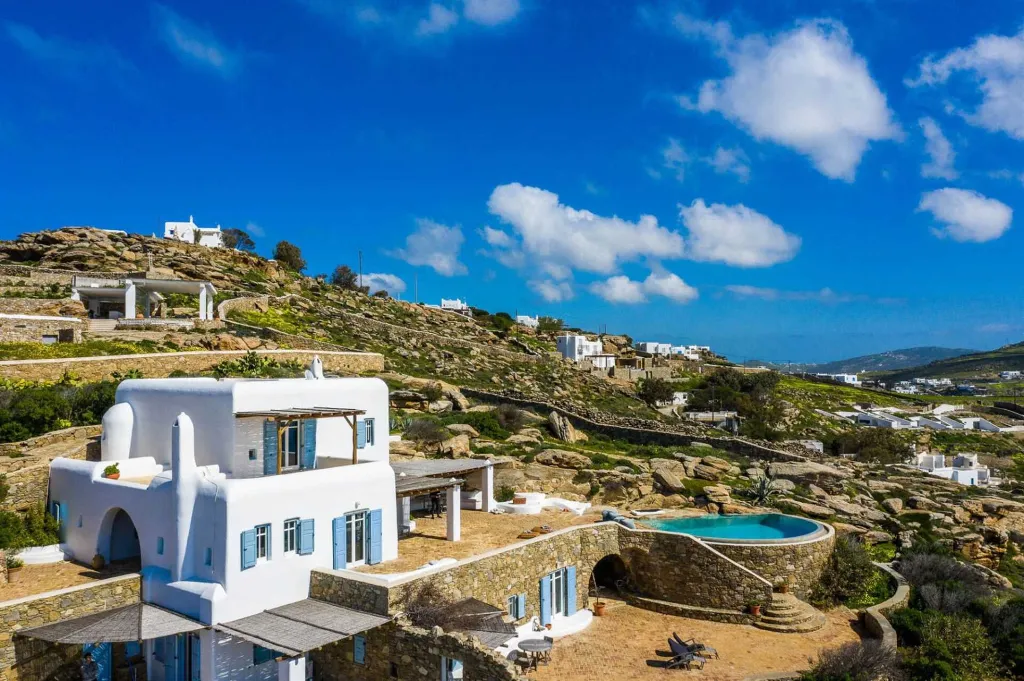 Seaview Infinity Villa with Pool in Mykonos