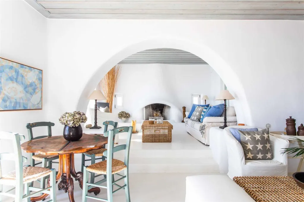 Seaview Infinity Villa with Pool in Mykonos
