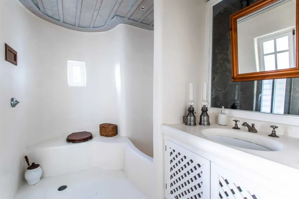 Seaview Infinity Villa with Pool in Mykonos