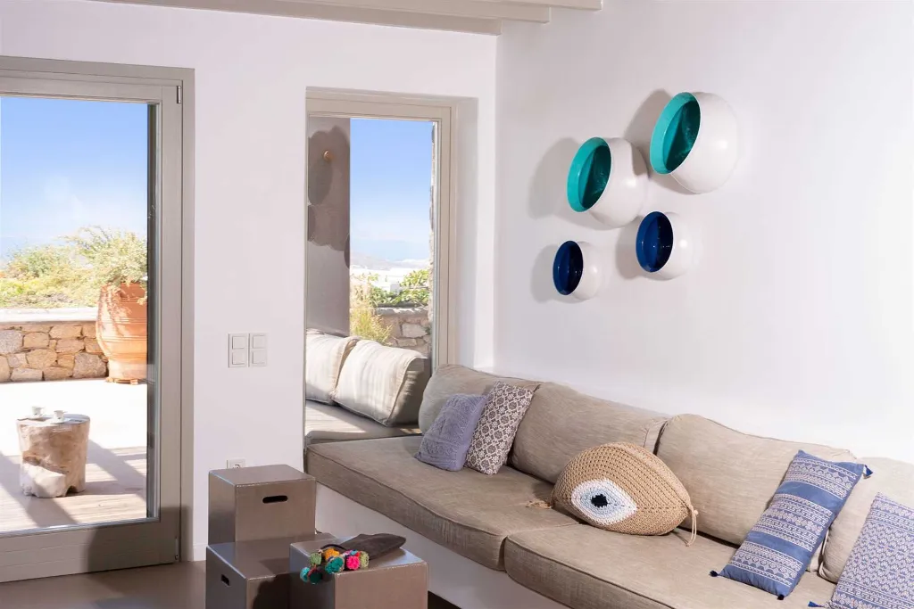 Elegant 3-Bedroom Villa with Private Pool in Mykonos