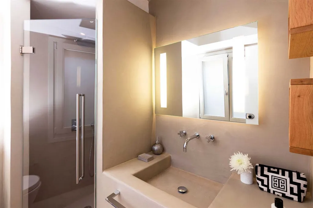 Elegant 3-Bedroom Villa with Private Pool in Mykonos