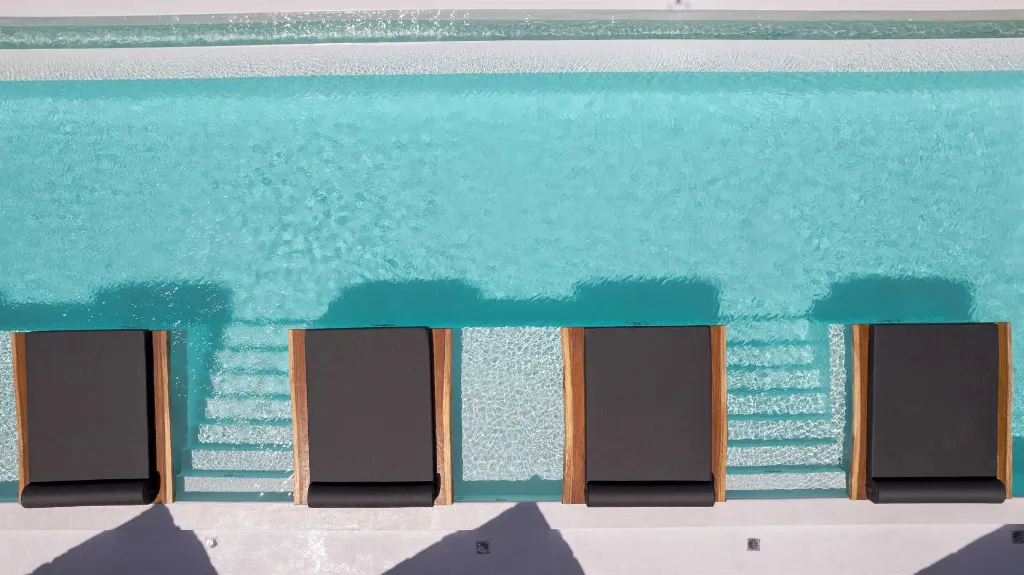 Villa New Mega Nero 6