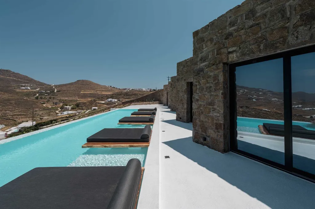 Villa New Mega Nero 6