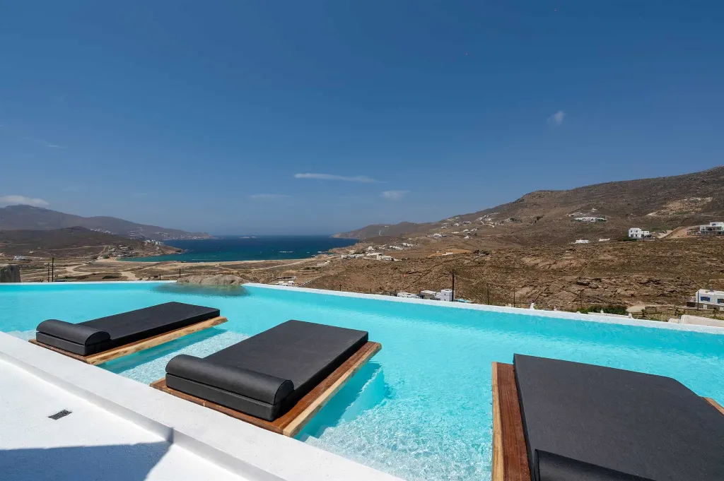 Villa New Mega Nero 6