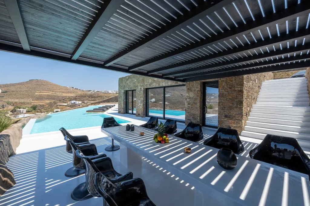 Villa New Mega Nero 6